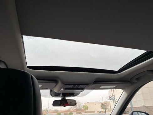 Certified 2023 Nissan Rogue SV w/ SV Premium B Package image 20