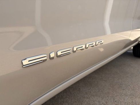 New 2026 GMC Sierra 1500 SLE w/ Preferred Package image 8