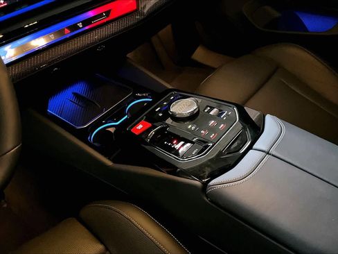 Used 2025 BMW M5 Touring image 16