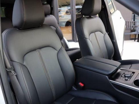 Used 2024 MAZDA CX-90 3.3 Turbo w/ Select Package image 12