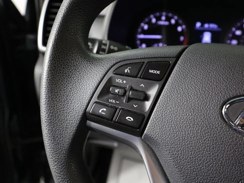 Used 2019 Hyundai Tucson Value AWD/4WD image 32