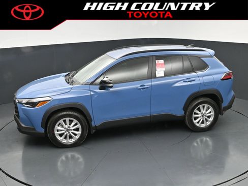 New 2026 Toyota Corolla Cross LE FWD image 28