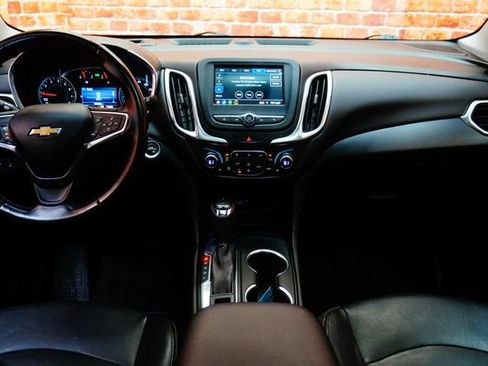 Used 2021 Chevrolet Equinox LT AWD/4WD image 10