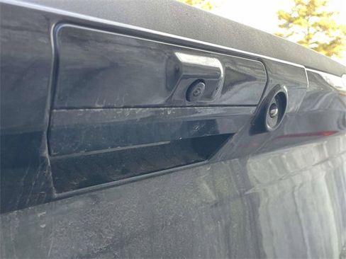 Used 2023 Ford F250 Lariat w/ Lariat Ultimate Package image 7