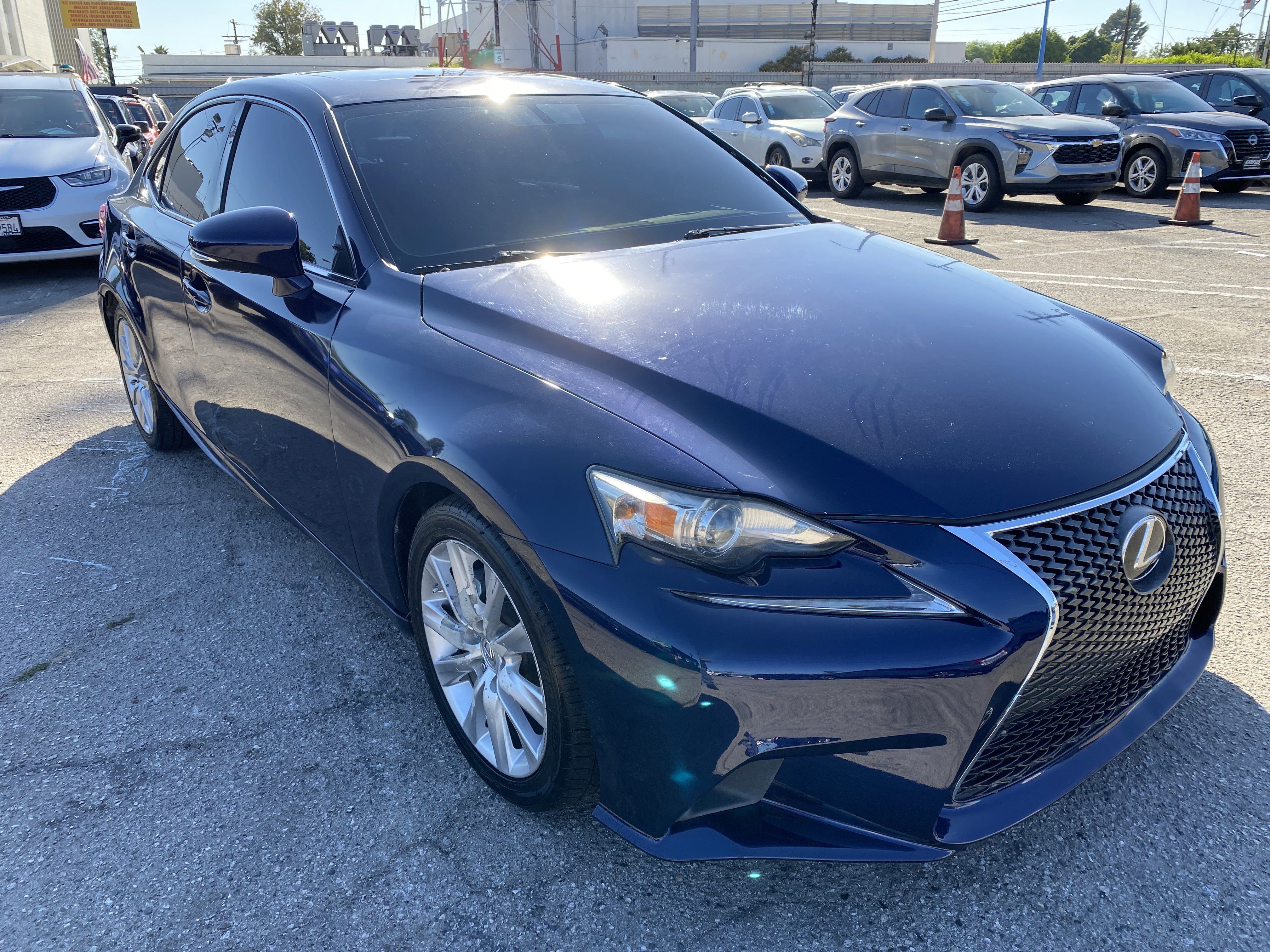 Used 2015 Lexus IS 250 RWD image 6