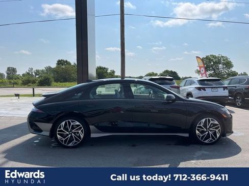 New 2024 Hyundai Ioniq 6 Limited image 4