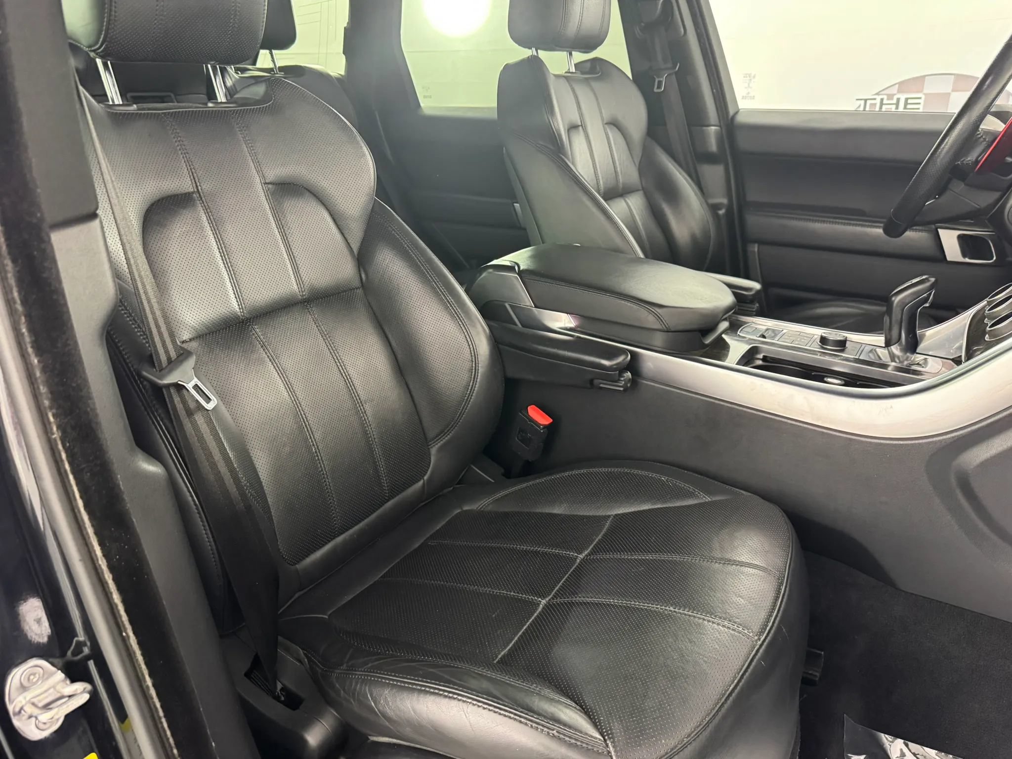 Used 2017 Land Rover Range Rover Sport Supercharged AWD/4WD image 35