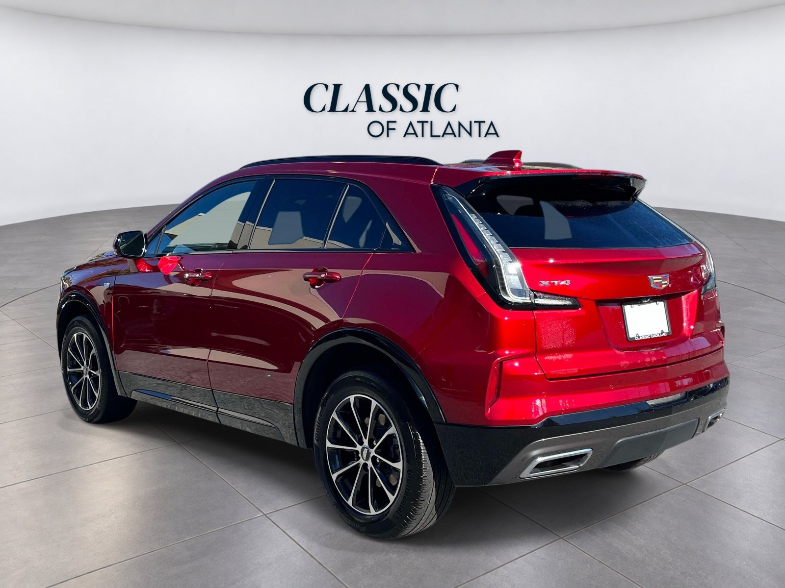 Used 2024 Cadillac XT4 Sport FWD image 3