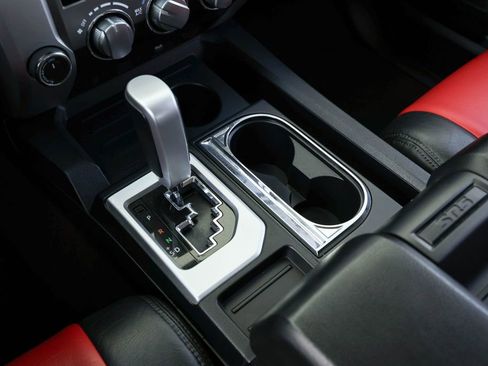 Used 2018 Toyota Tundra SR5 w/ SR5 Upgrade Package image 8