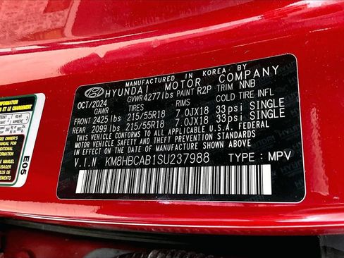 Used 2025 Hyundai Kona SEL AWD/4WD image 32