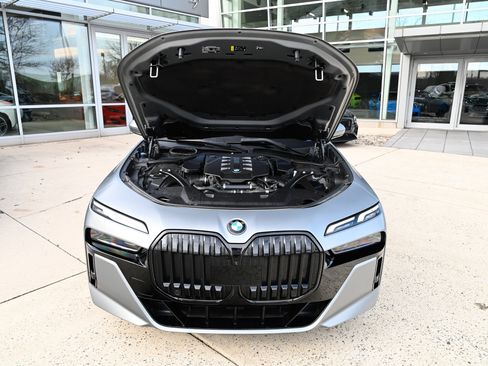 Used 2023 BMW 760i xDrive 760i xDrive image 67