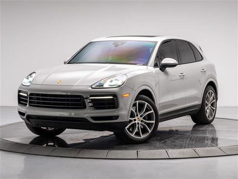 Used 2023 Porsche Cayenne Platinum Edition image 1