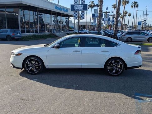 Used 2025 Honda Accord Sport image 16