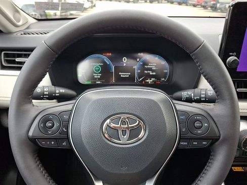 Used 2025 Toyota RAV4 Limited w/ Advanced Technology Package image 19