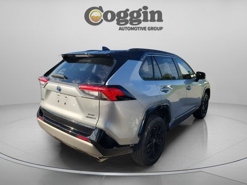 Used 2023 Toyota RAV4 XSE w/ XSE Grade Weather Package AWD/4WD image 4