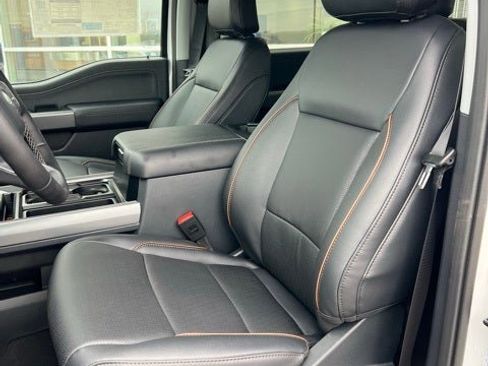 New 2026 Ford F250 Lariat w/ Black Appearance Package image 12