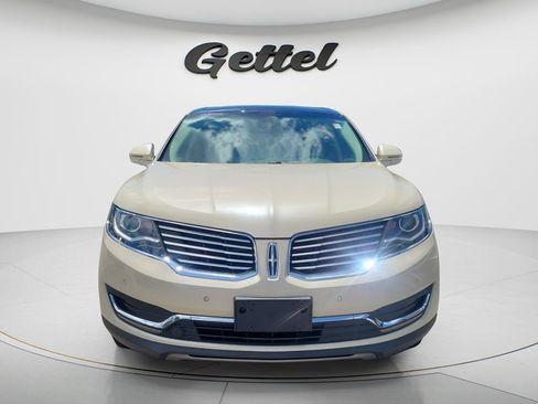 Used 2018 Lincoln MKX Reserve w/ Driver Assistance Package AWD/4WD image 2