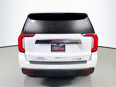 Used 2023 GMC Yukon AT4 w/ AT4 Premium Package AWD/4WD image 6