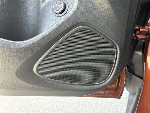 Used 2020 Buick Encore GX Select image 15