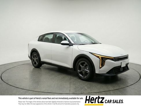 Used 2025 Kia K4 FWD image 1