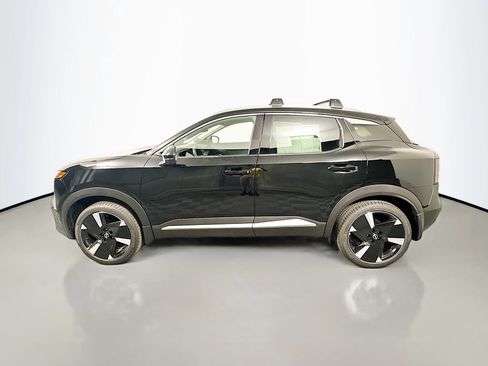 New 2026 Nissan Kicks SR w/ Cold Weather Package image 4