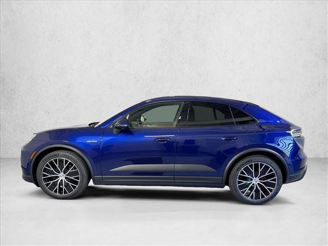 Used 2026 Porsche Macan 4 Electric AWD/4WD image 2