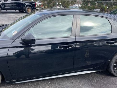 Certified 2024 Honda Civic Sport image 4