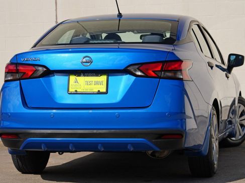 Used 2020 Nissan Versa S FWD image 5