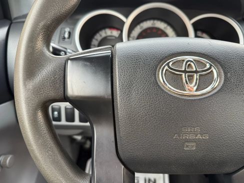 Used 2014 Toyota Tacoma 2WD Regular Cab image 20