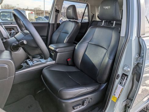 Used 2022 Toyota 4Runner TRD Sport image 14