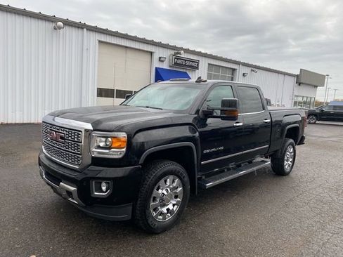 Used 2018 GMC Sierra 2500 Denali w/ Snow Plow Prep Package image 1