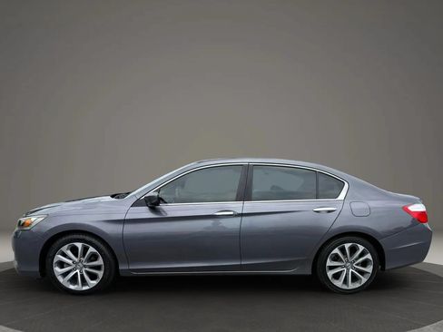 Used 2013 Honda Accord Sport image 5