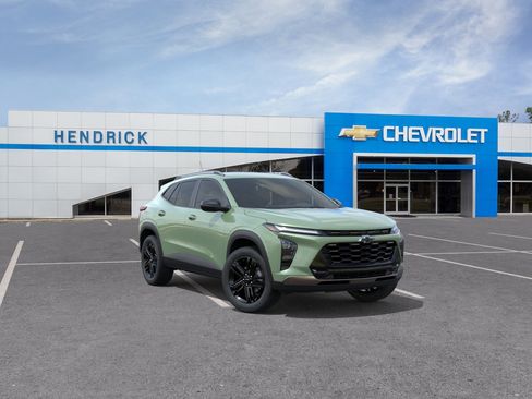 New 2026 Chevrolet Trax ACTIV FWD image 2