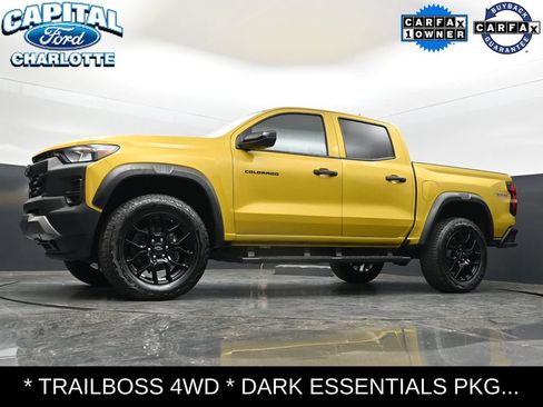 Used 2024 Chevrolet Colorado Trail Boss w/ LPO, Dark Essentials Package AWD/4WD image 22