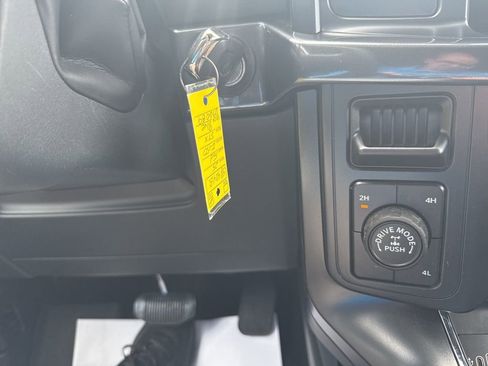 Used 2025 Ford F150 STX w/ Equipment Group 200A image 17