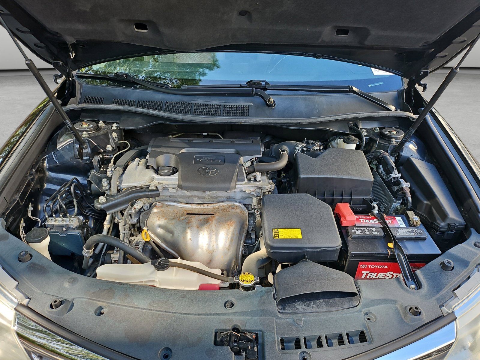 Used 2012 Toyota Camry FWD image 35