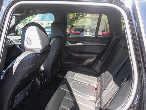 Used 2024 BMW X3 sDrive30i RWD image 16
