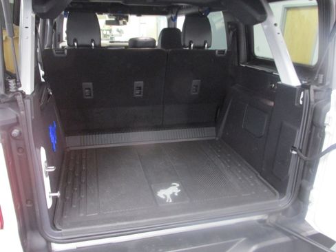 Used 2023 Ford Bronco Wildtrak AWD/4WD image 21