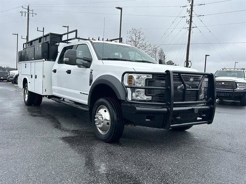 Used 2018 Ford F550 2WD Crew Cab Super Duty image 3
