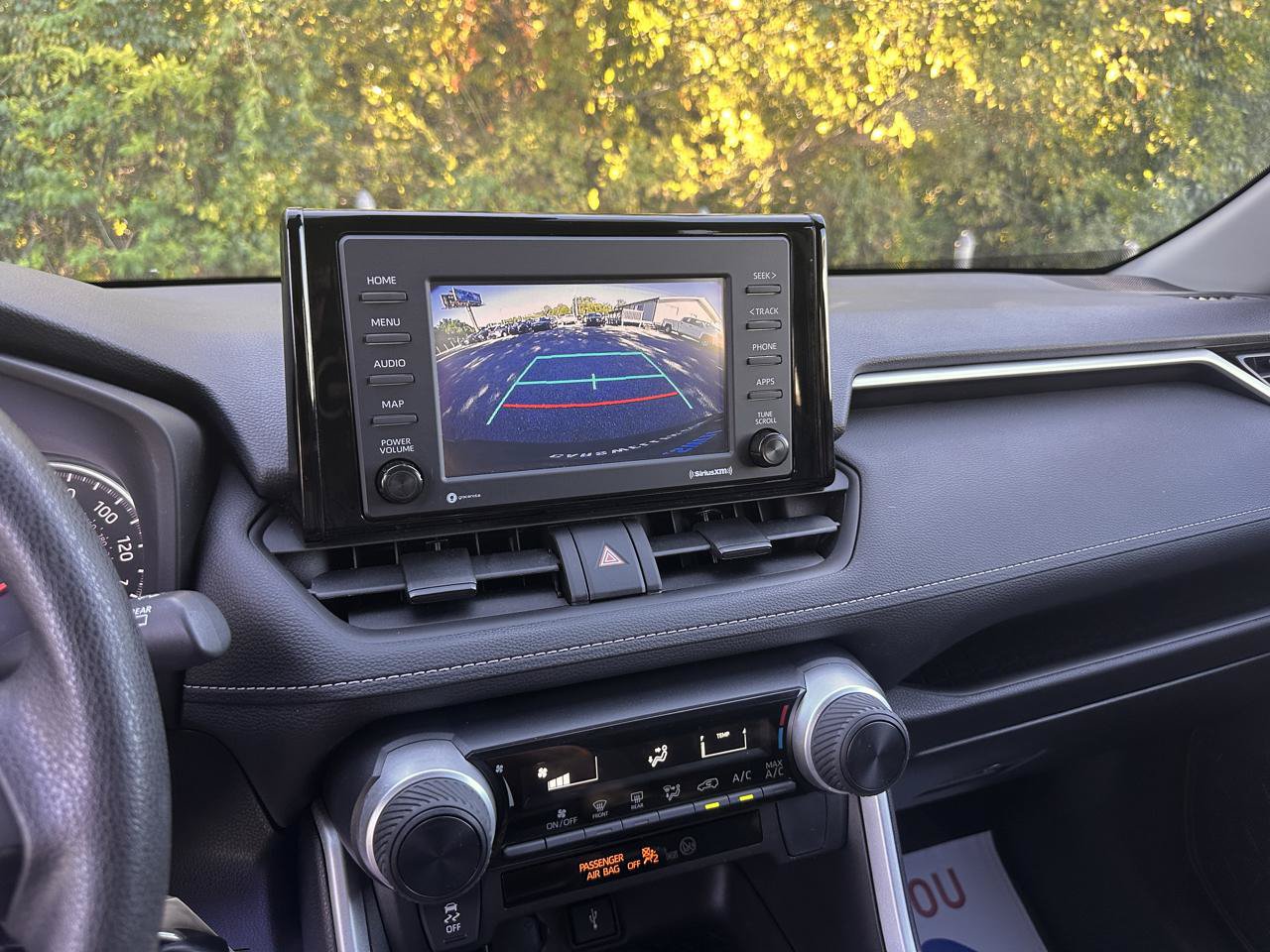 Used 2022 Toyota RAV4 LE FWD image 37