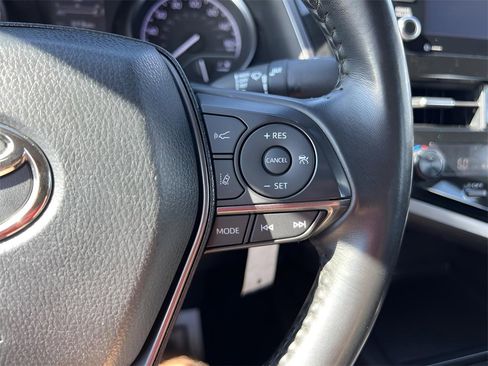 Used 2023 Toyota Camry SE image 26