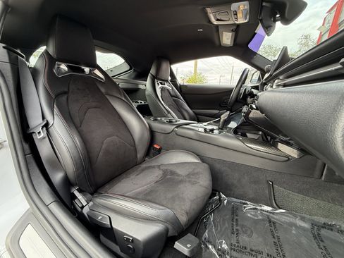 Used 2021 Toyota Supra w/ Safety & Technology Package image 12