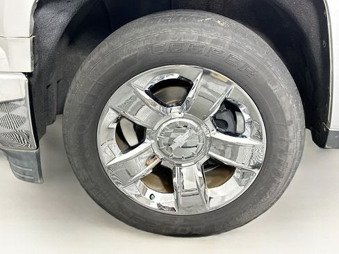 Used 2015 Chevrolet Silverado 1500 LTZ w/ LTZ Plus Package image 11