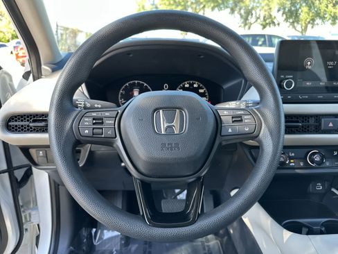 Used 2025 Honda HR-V LX image 20