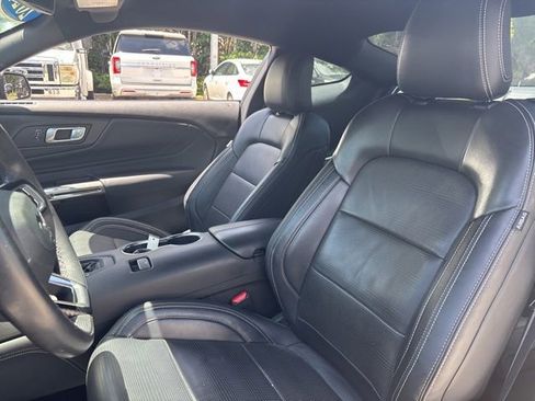 Used 2024 Ford Mustang Premium RWD image 6