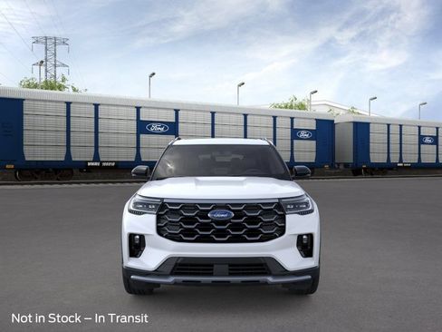 New 2026 Ford Explorer Platinum w/ LUX Leather Package AWD/4WD image 7