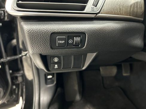 Used 2018 Honda Accord EX-L image 14