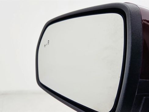 Used 2020 Ford Edge SEL FWD image 36