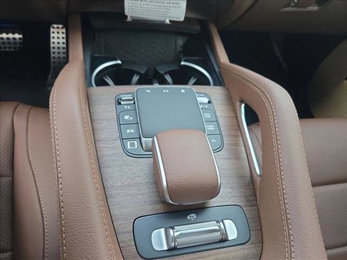 New 2026 Mercedes-Benz GLS 450 4MATIC image 10