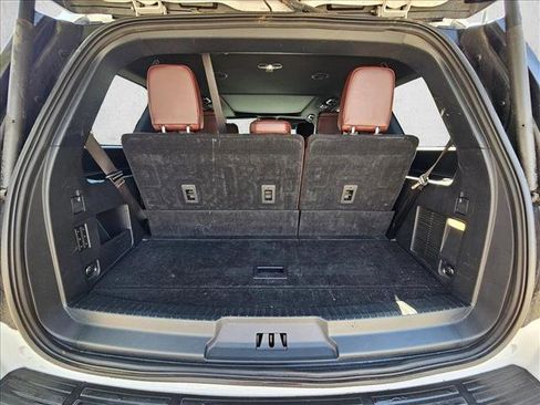 Used 2023 Ford Expedition Limited image 15